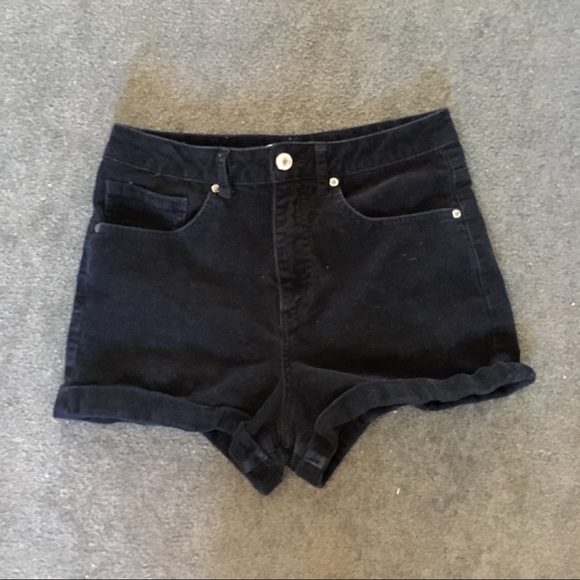 Corduroy high waisted shorts - Picture 1 of 3